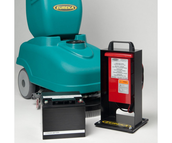 EUREKA E36 autolaveuse compacte 12V ou Lithium professionnelle